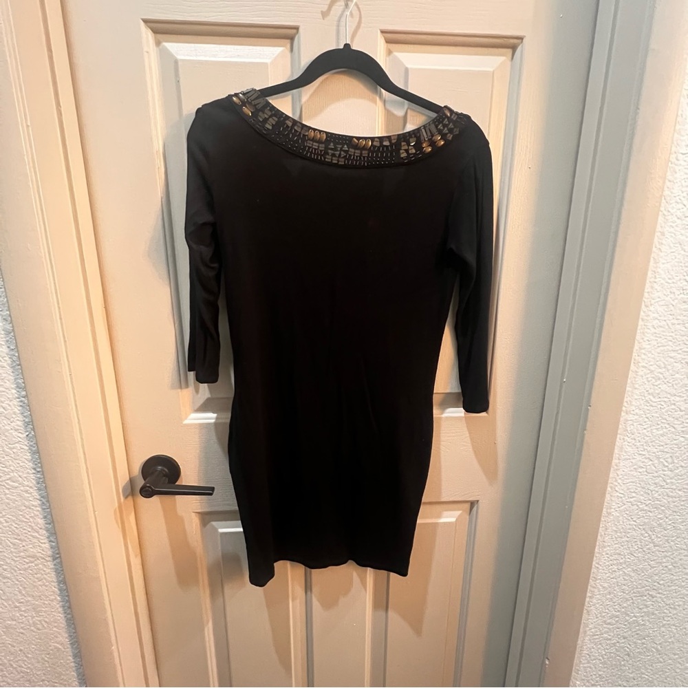 ARMANI EXCHANGE - Elegant Black Dress with Beaded Neckline